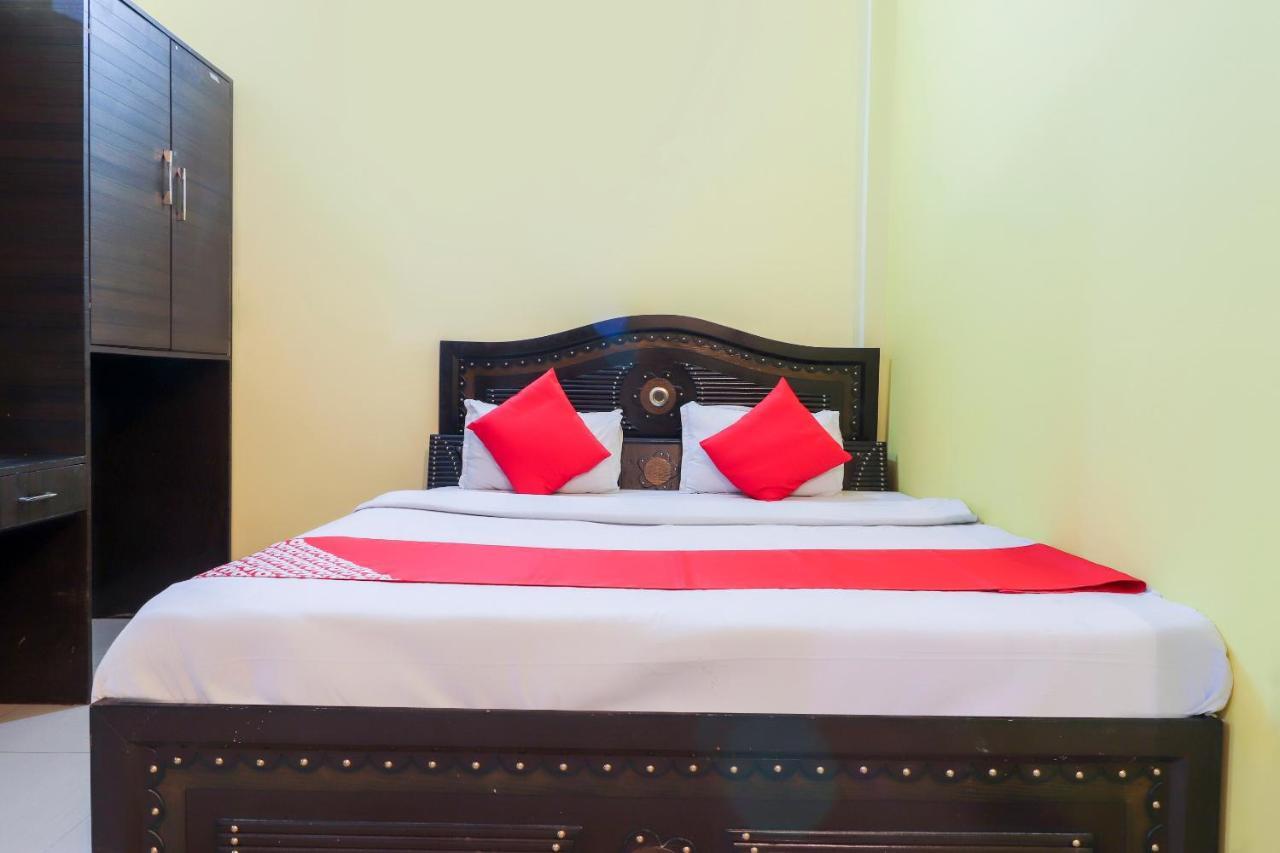 Oyo Hotel Rajendra Khalilabad Zewnętrze zdjęcie